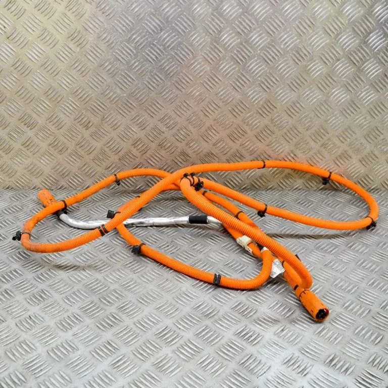 Kiti laidai/ instaliacija