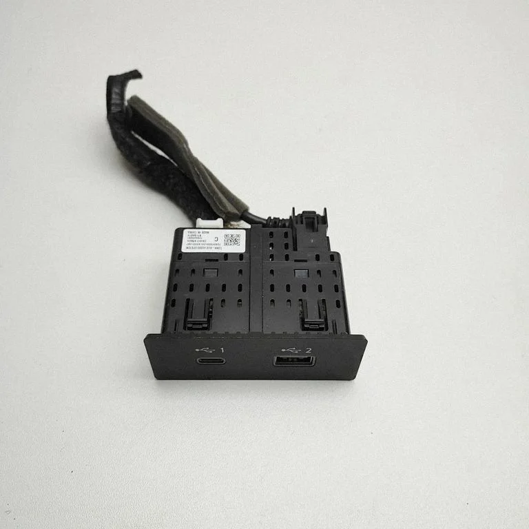 USB jungtis