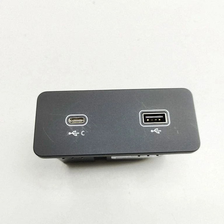 USB jungtis