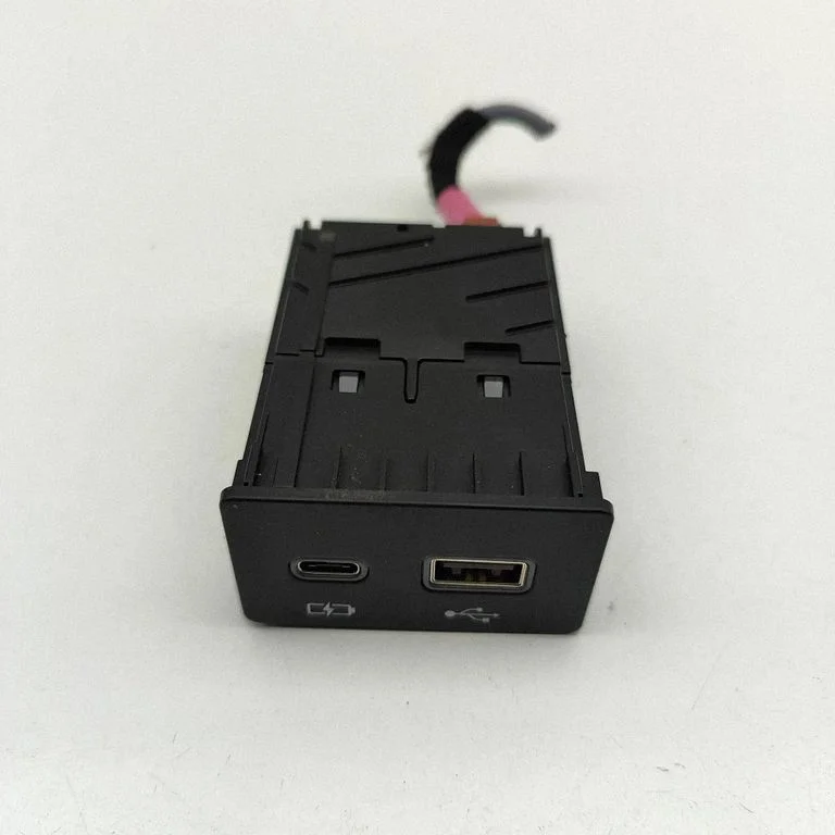 USB jungtis