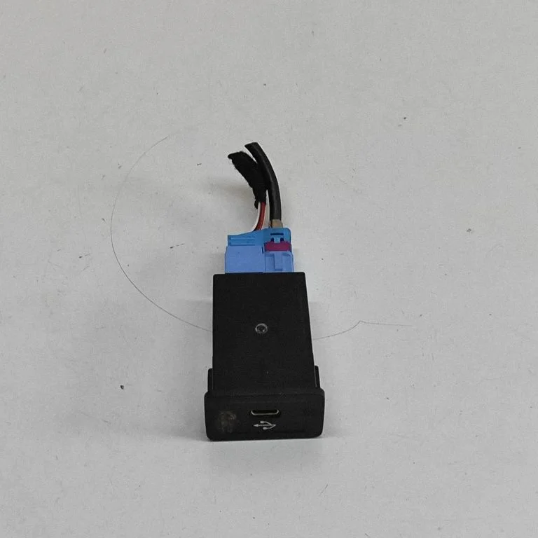 USB jungtis