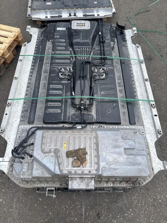 Hibrido/ elektromobilio akumuliatorius