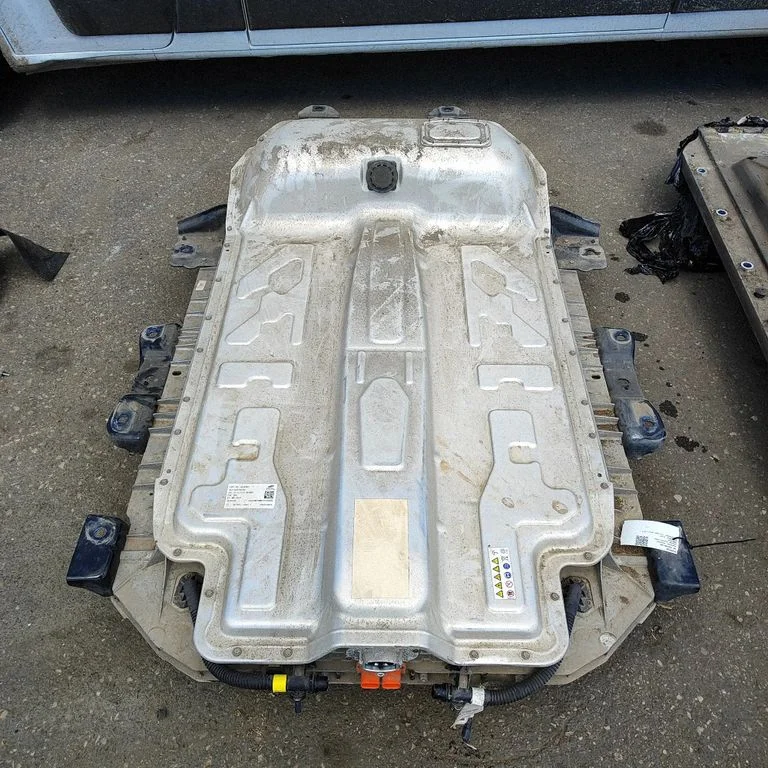 Hibrido/ elektromobilio akumuliatorius