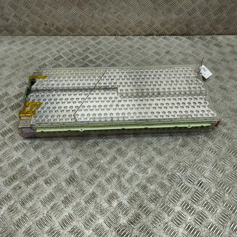 Hibrido/ elektromobilio akumuliatorius
