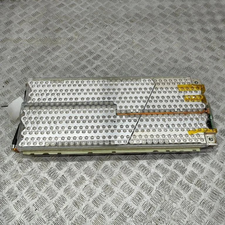 Hibrido/ elektromobilio akumuliatorius