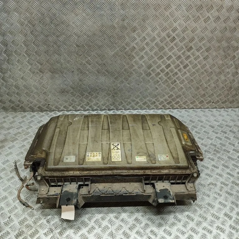 Hibrido/ elektromobilio akumuliatorius