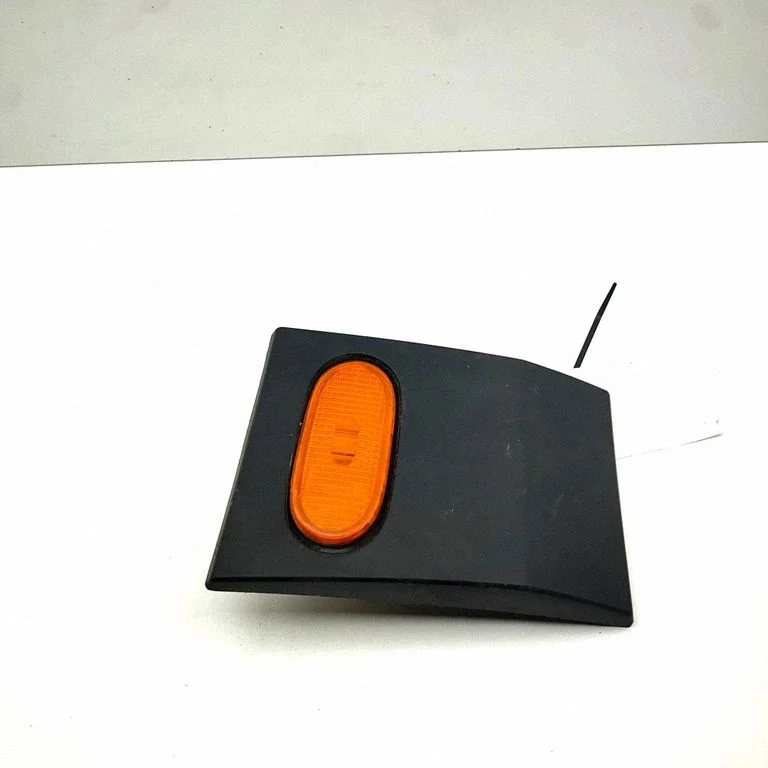 Moldingas ant galinio sparno
