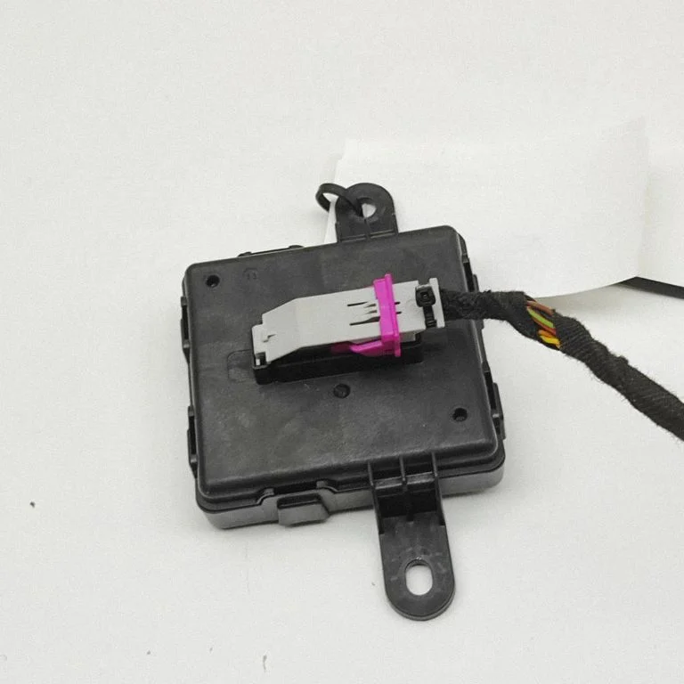 Beraktės sistemos KESSY (keyless) valdymo blokas/ modulis