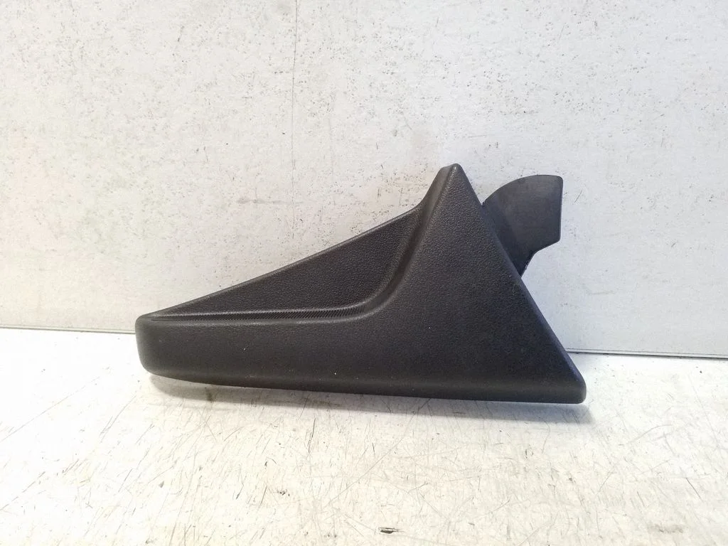 Sėdynės nugaros atramos atlenkimo rankenėlė