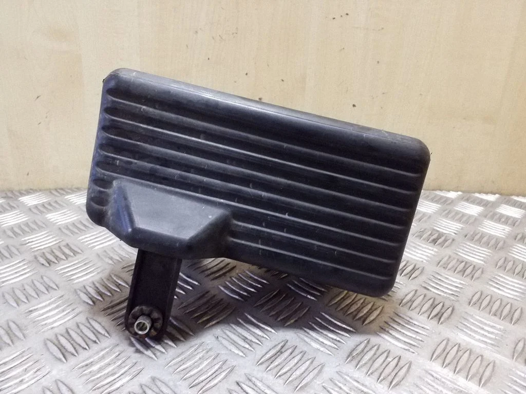 Įsiurbimo rezonatorius