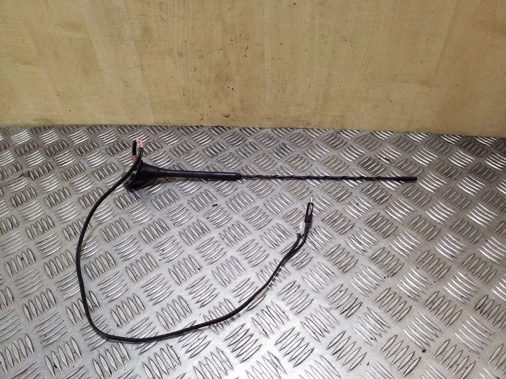 Antena (GPS antena)