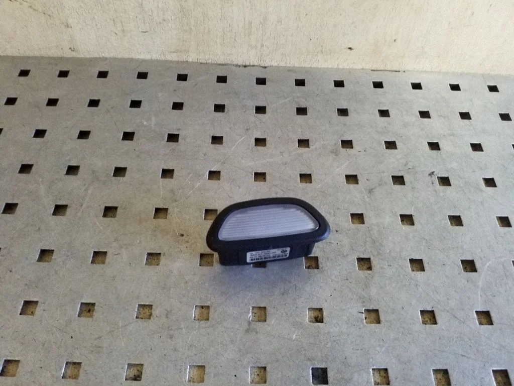 Kitas salono žibintas