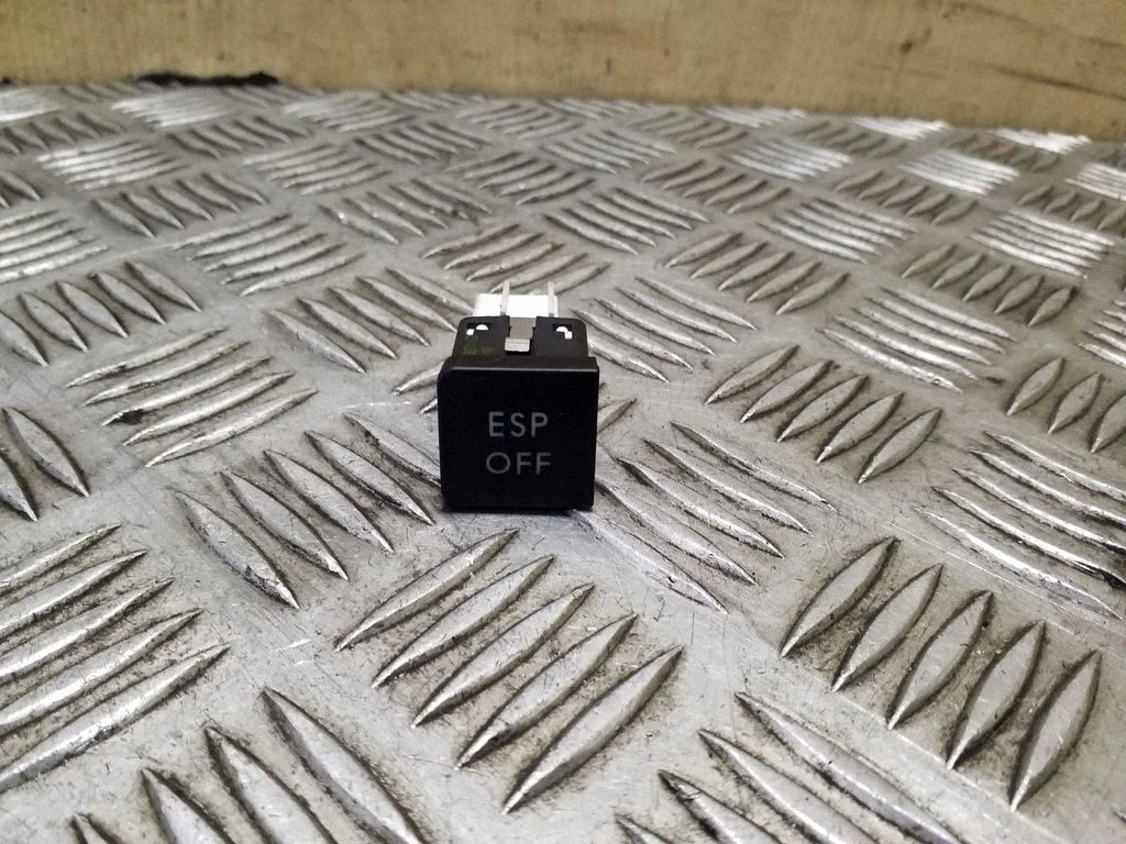 ESP (stabilumo sistemos) jungtukas