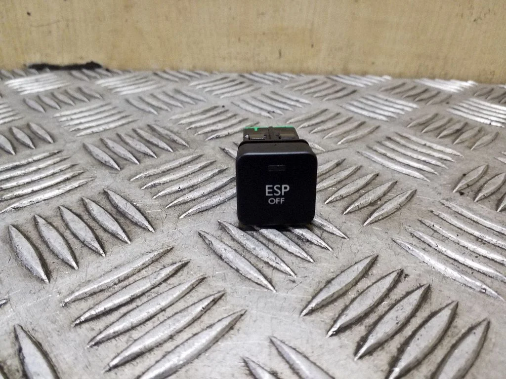 ESP (stabilumo sistemos) jungtukas