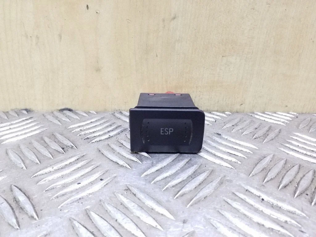 ESP (stabilumo sistemos) jungtukas