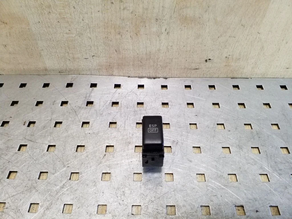 ESP (stabilumo sistemos) jungtukas