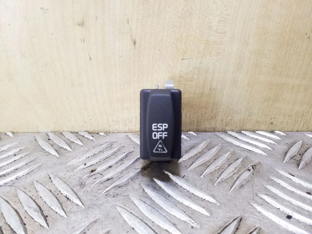 ESP (stabilumo sistemos) jungtukas