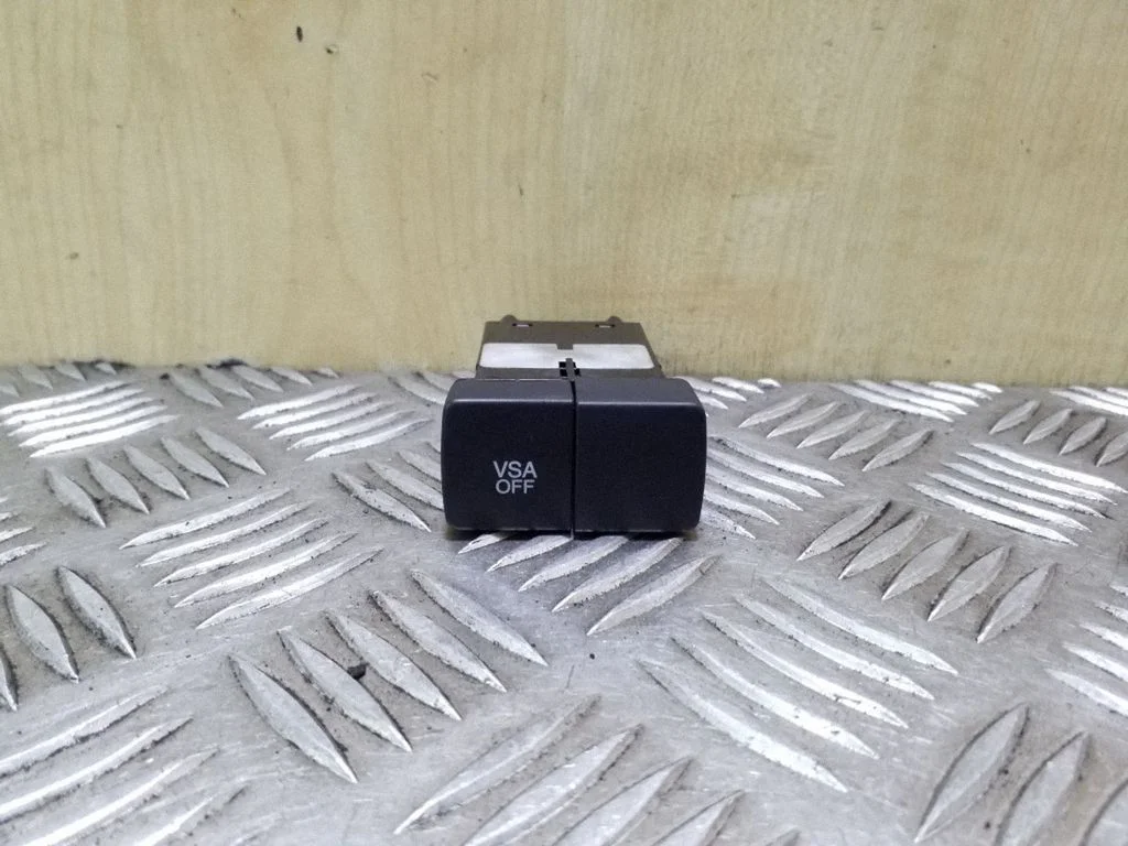 ESP (stabilumo sistemos) jungtukas