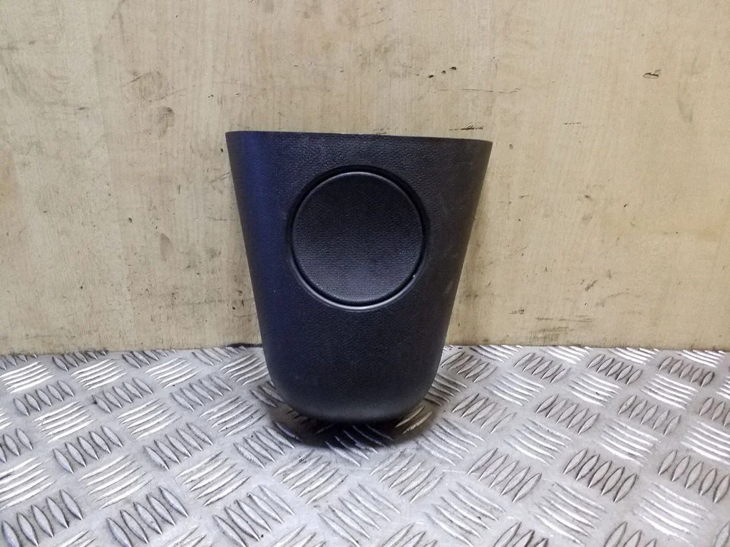 Kita centrinė konsolės (tunelio) detalė