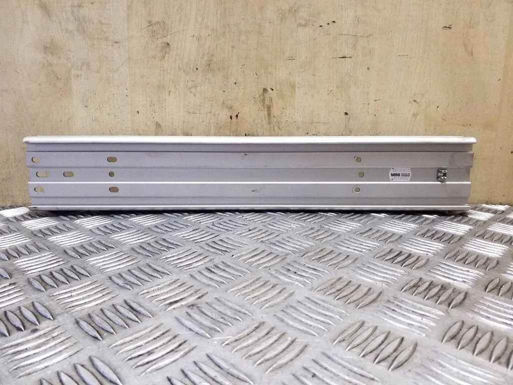 Kita centrinė konsolės (tunelio) detalė