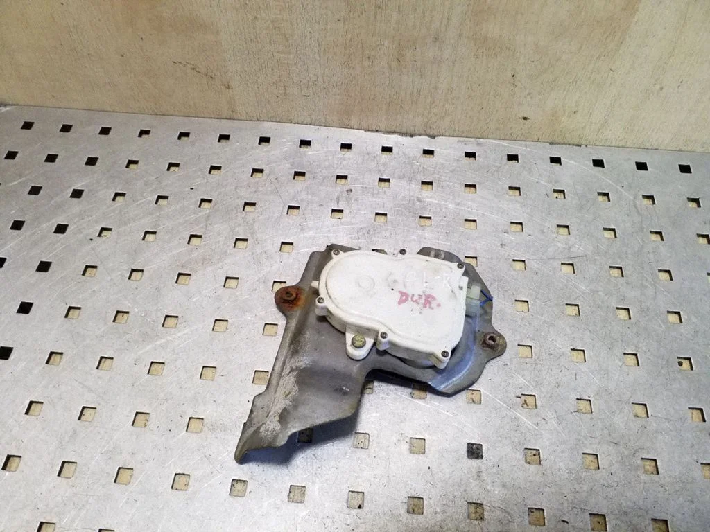 Centrinio užrakto varikliukas