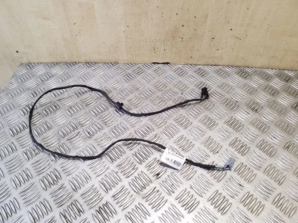 Kiti laidai/ instaliacija