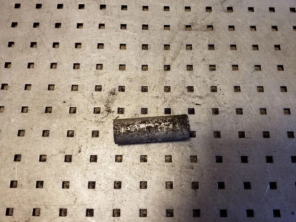 Kita galinės važiuoklės detalė