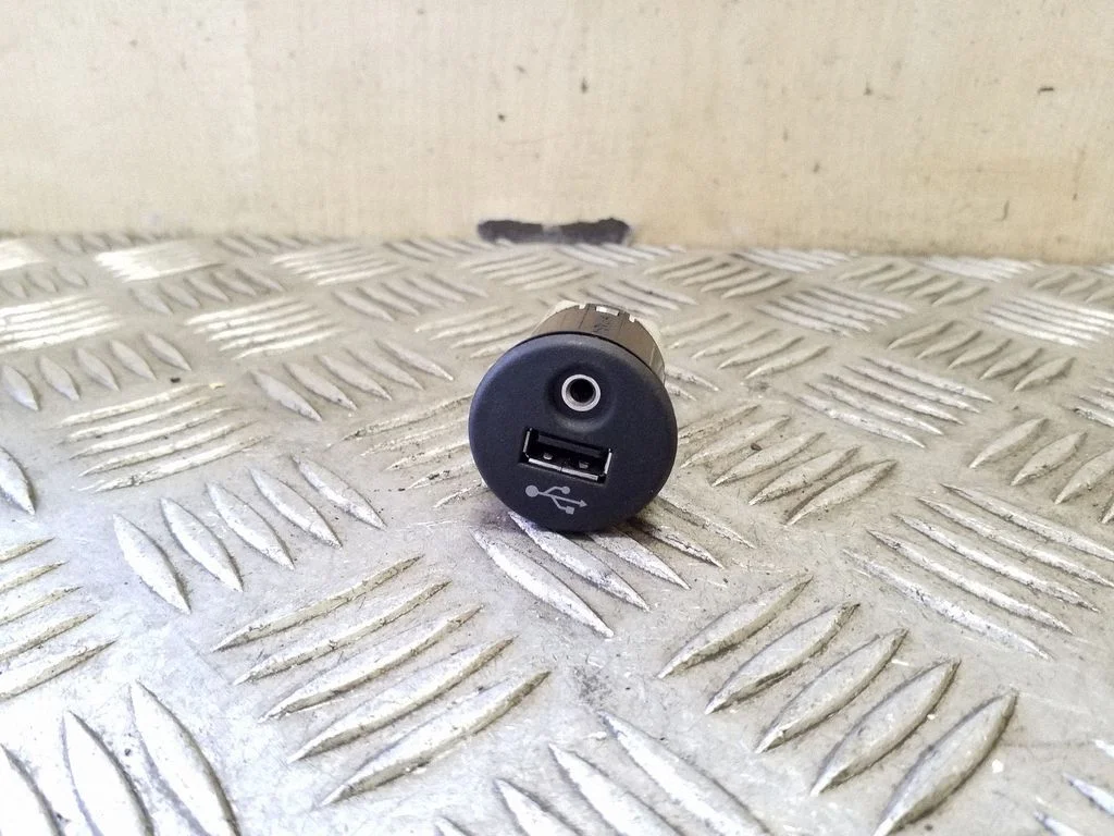 USB jungtis