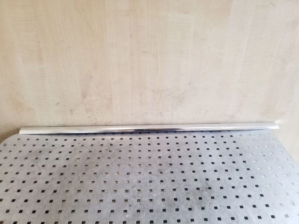 Galinių durų stiklo apdaila
