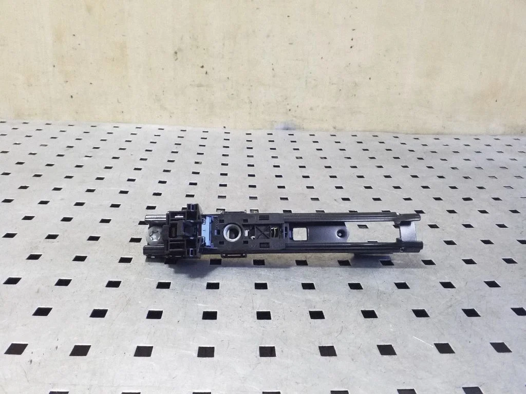 Saugos diržo reguliavimo bėgelis
