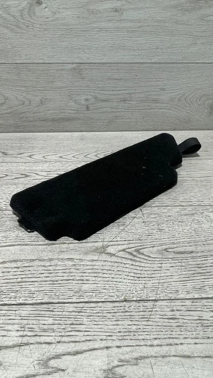 Kita bagažinės apdailos detalė
