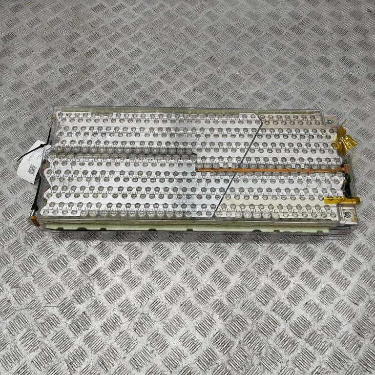 Hibrido/ elektromobilio akumuliatorius