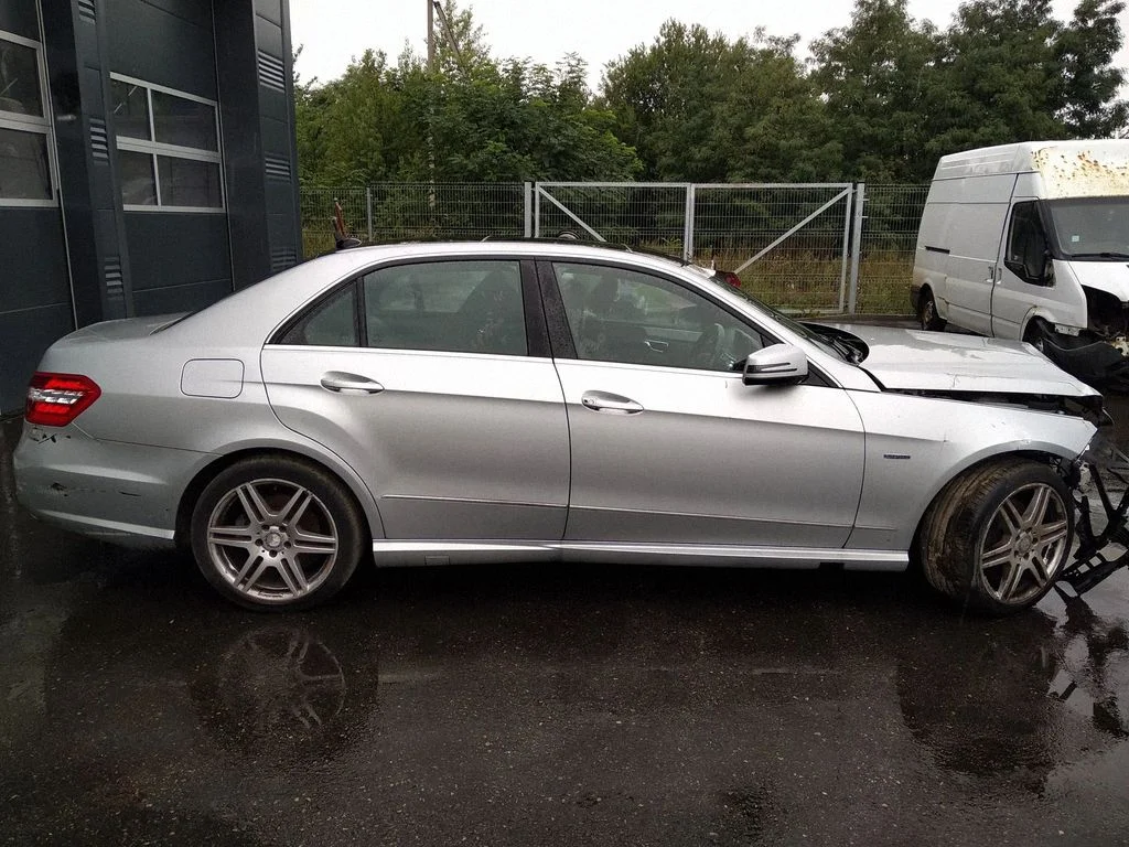 Mercedes-Benz E-class, AMG (W124, W210, W211, W212, W213, C207, W238)
