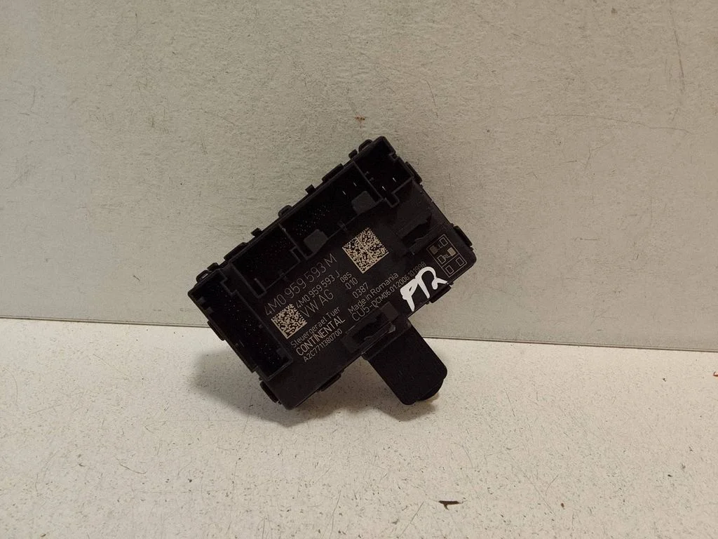 Durų elektronikos valdymo blokas