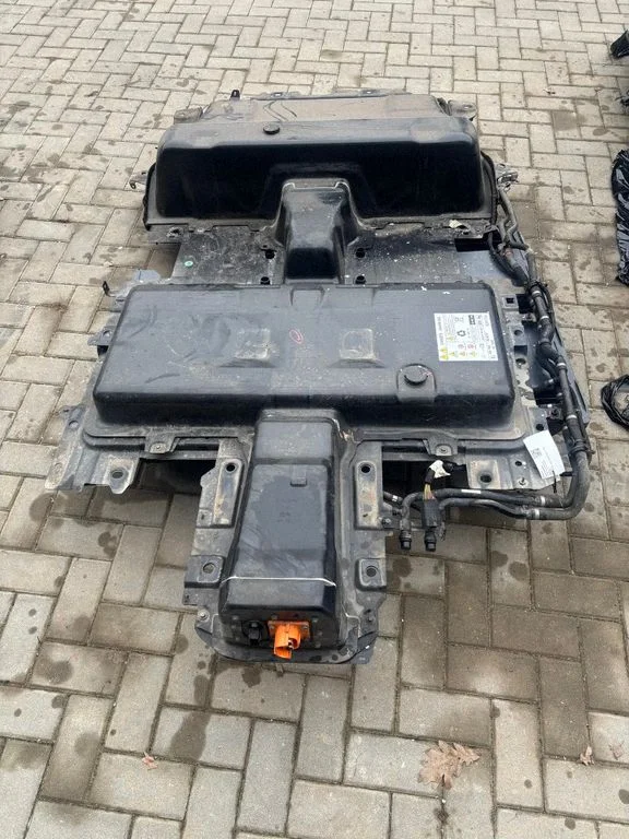 Hibrido/ elektromobilio akumuliatorius