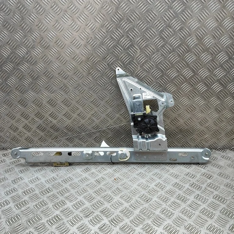 Priekinio el. Lango pakėlimo mechanizmo komplektas