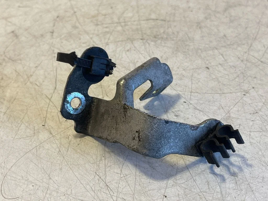 Kita variklio skyriaus detalė