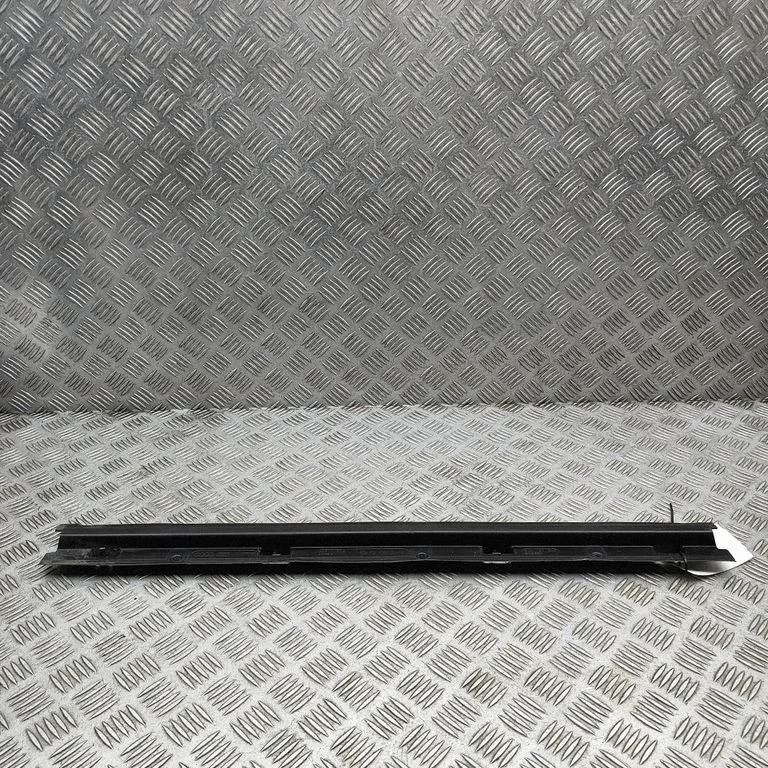 Radiatoriaus oro nukreipėjas (-ai)