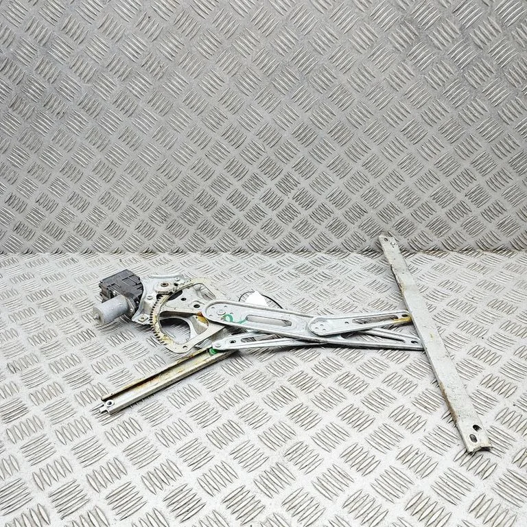 Priekinio el. Lango pakėlimo mechanizmo komplektas