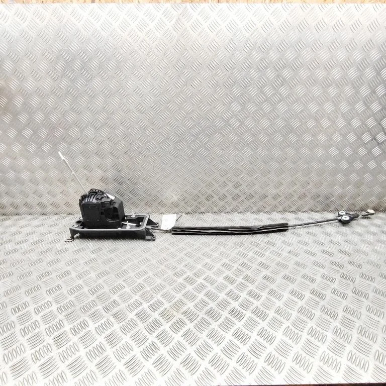 Pavarų perjungimo mechanizmas (kulisa)