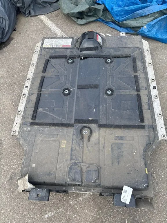 Hibrido/ elektromobilio akumuliatorius