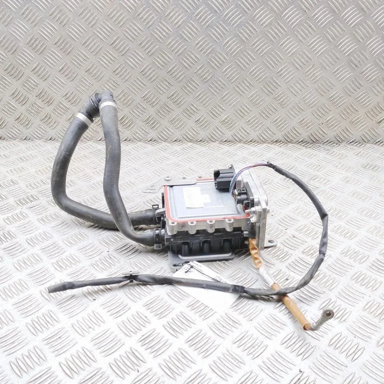 Hibrido/ elektromobilio akumuliatorius aušintuvas (ventiliatorius)