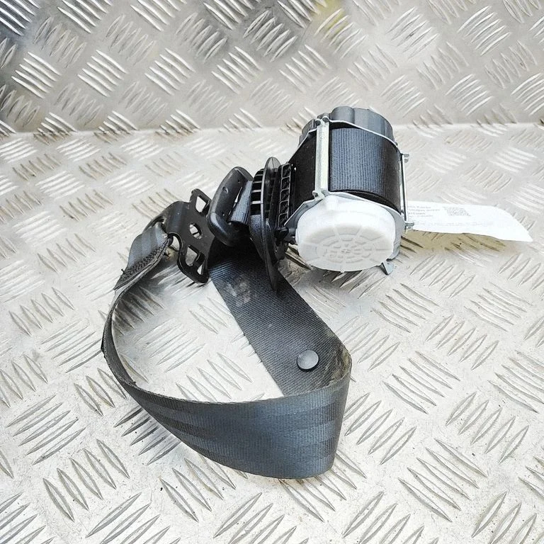 Saugos diržas trečios eilės