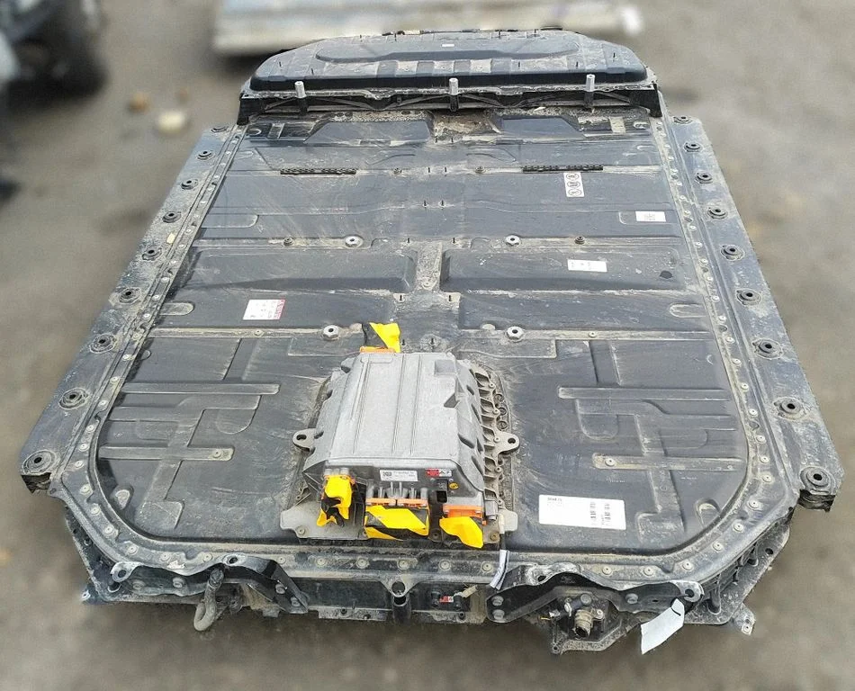 Hibrido/ elektromobilio akumuliatorius