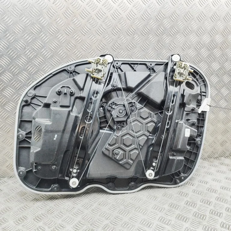 El. lango pakėlimo mechanizmas be varikliuko
