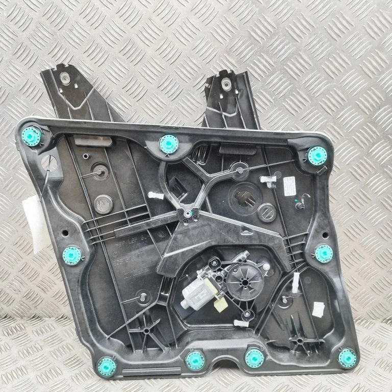El. lango pakėlimo mechanizmas be varikliuko