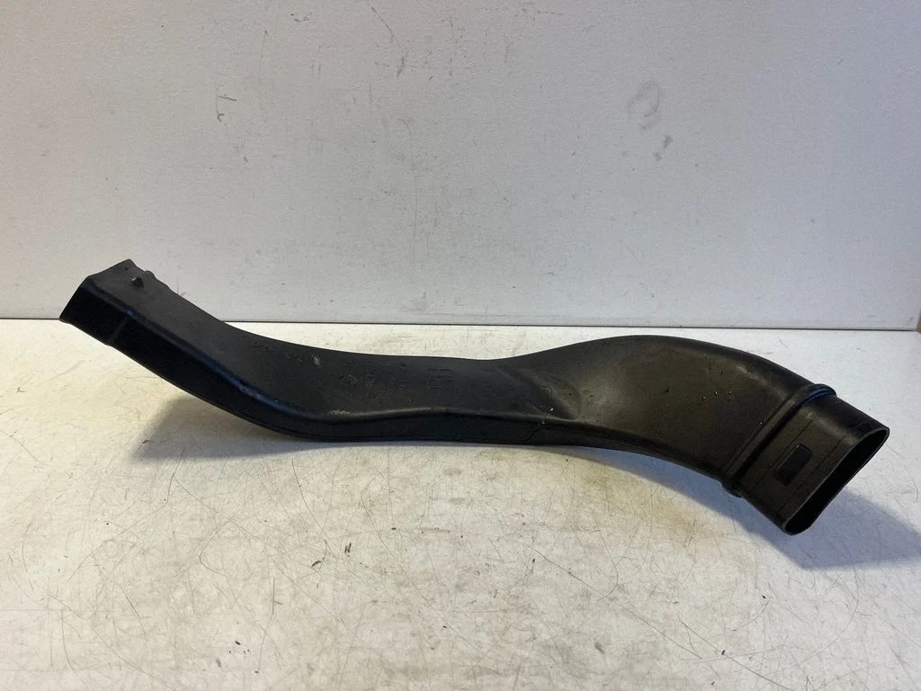 Salono oro latakas (-ai)
