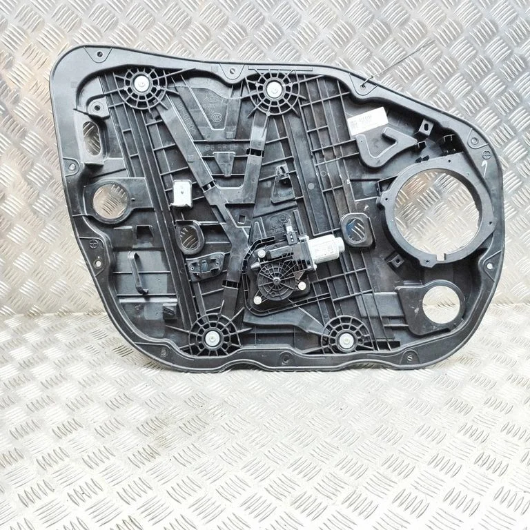 El. lango pakėlimo mechanizmas be varikliuko
