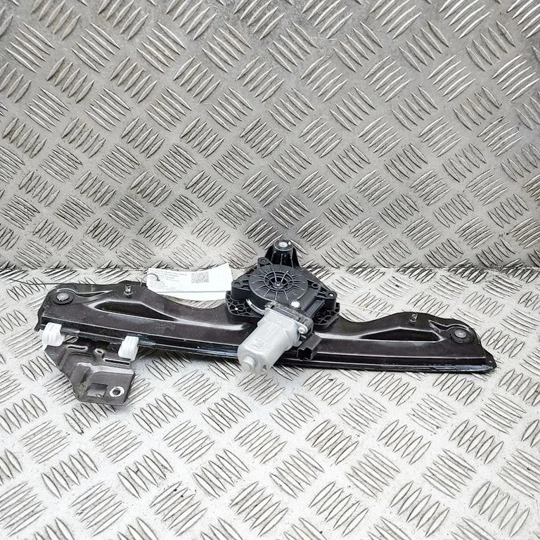 Galinio el. lango pakėlimo mechanizmas be varikliuko
