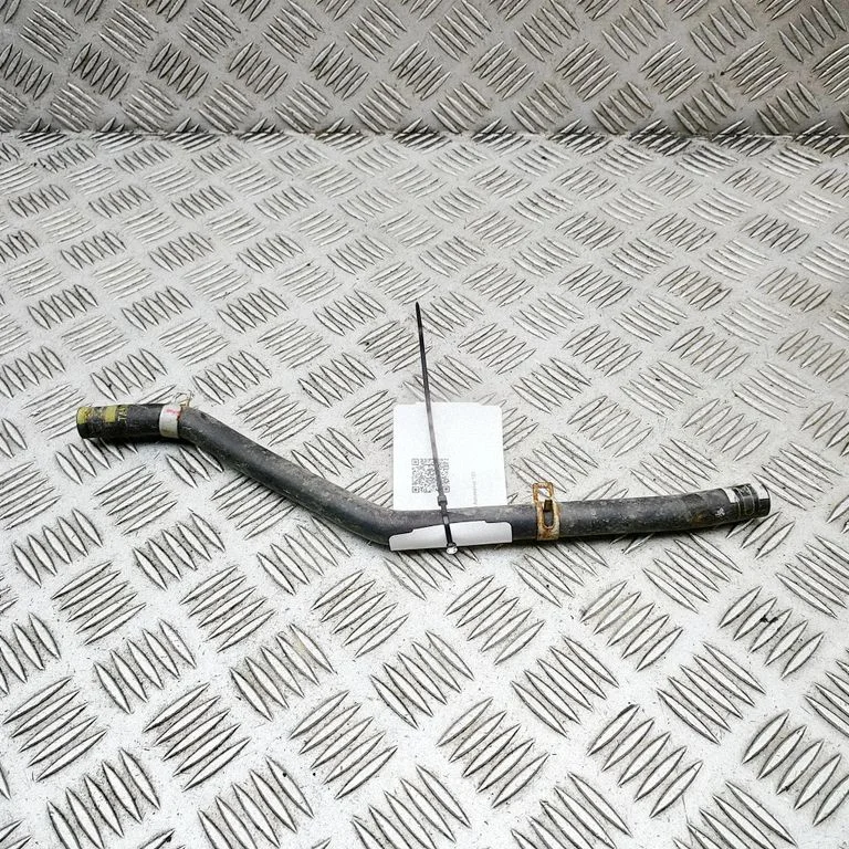 Variklio aušinimo vamzdelis (-ai)/ žarna (-os)